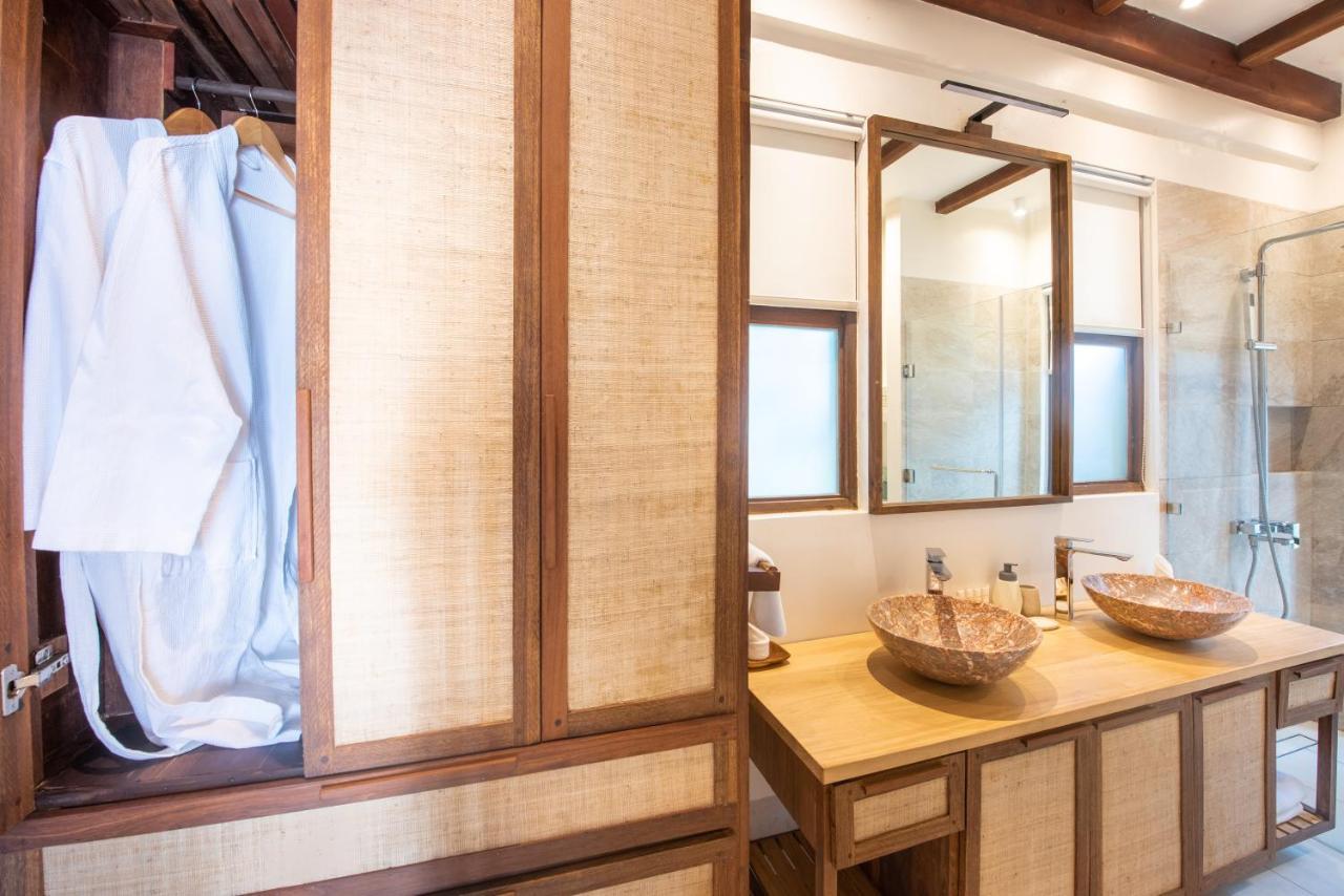 L'Osteria Luxe Beachfront B&B General Luna  Eksteriør bilde