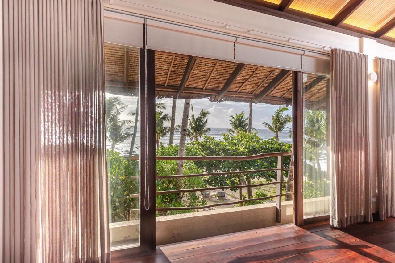 L'Osteria Luxe Beachfront B&B General Luna  Eksteriør bilde