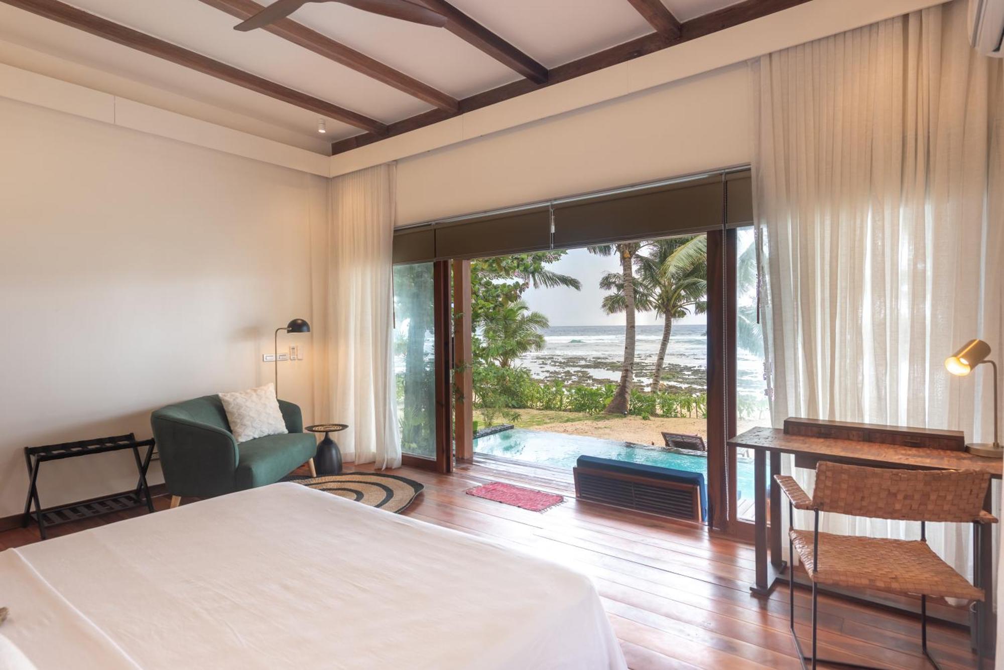 L'Osteria Luxe Beachfront B&B General Luna  Eksteriør bilde